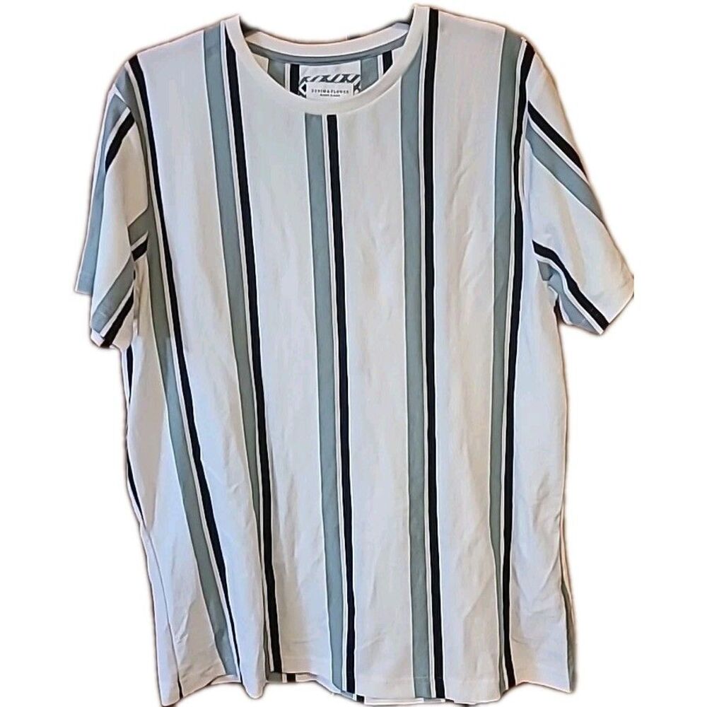 Denim & Flower White & Green  Vertical Stripe Tshirt